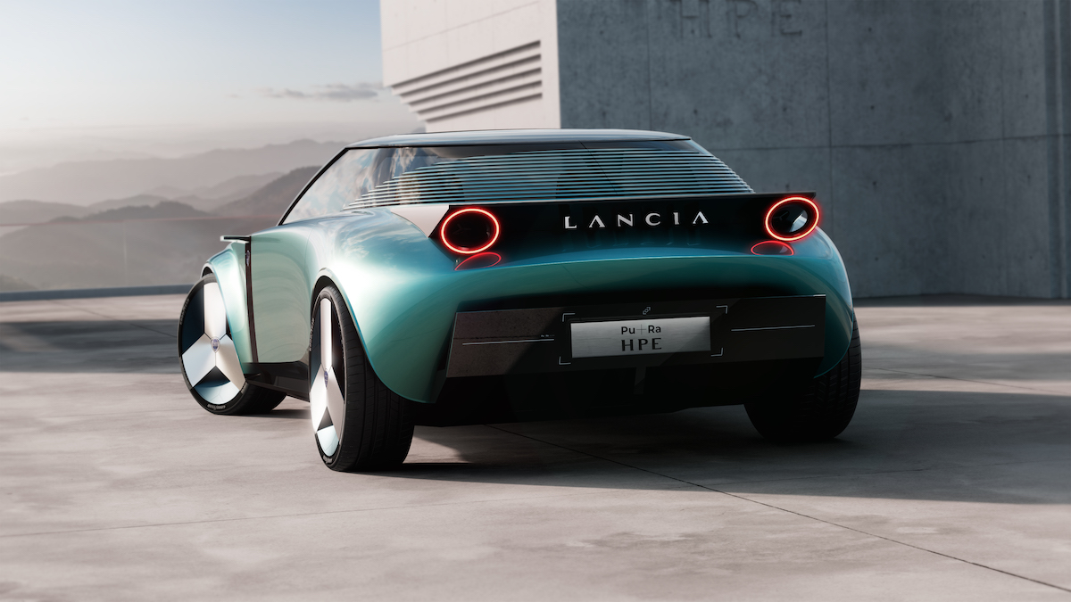 Lancia svela Pu+Ra HPE, la prima vettura della nuova era di Lancia