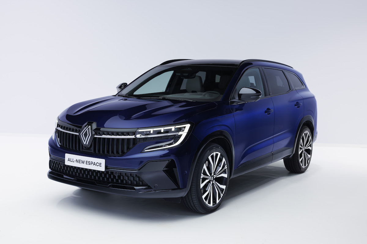 Nuova Renault Espace disponibile in Italia a 5 e 7 posti prezzi da 43.700 euro