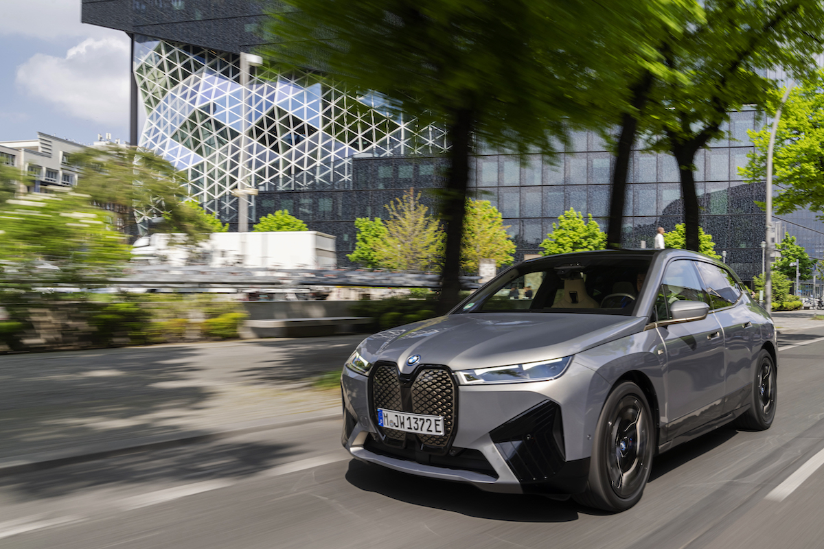 BMW raddoppia vendite veicoli elettrici nel trimestre BMW raddoppia vendite veicoli elettrici nel trimestre