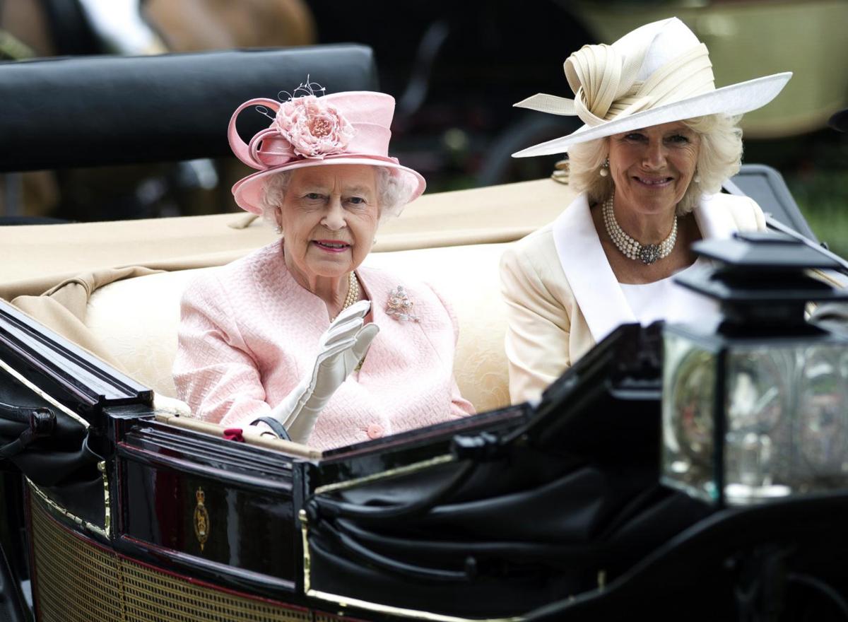 Harry contro Camilla: “È passata sui cadaveri pur di ripulire la sua immagine”