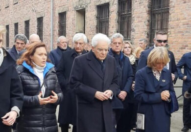 Mattarella ad Auschwitz con gli studenti e i sopravvissuti dei lager nazisti