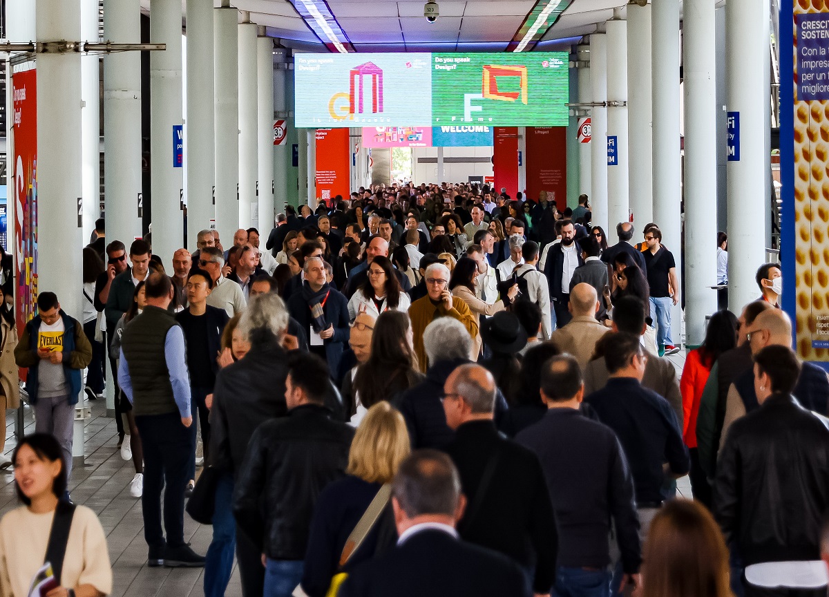 Salone del Mobile, Giorgia Meloni: “Serve più occupazione femminile”