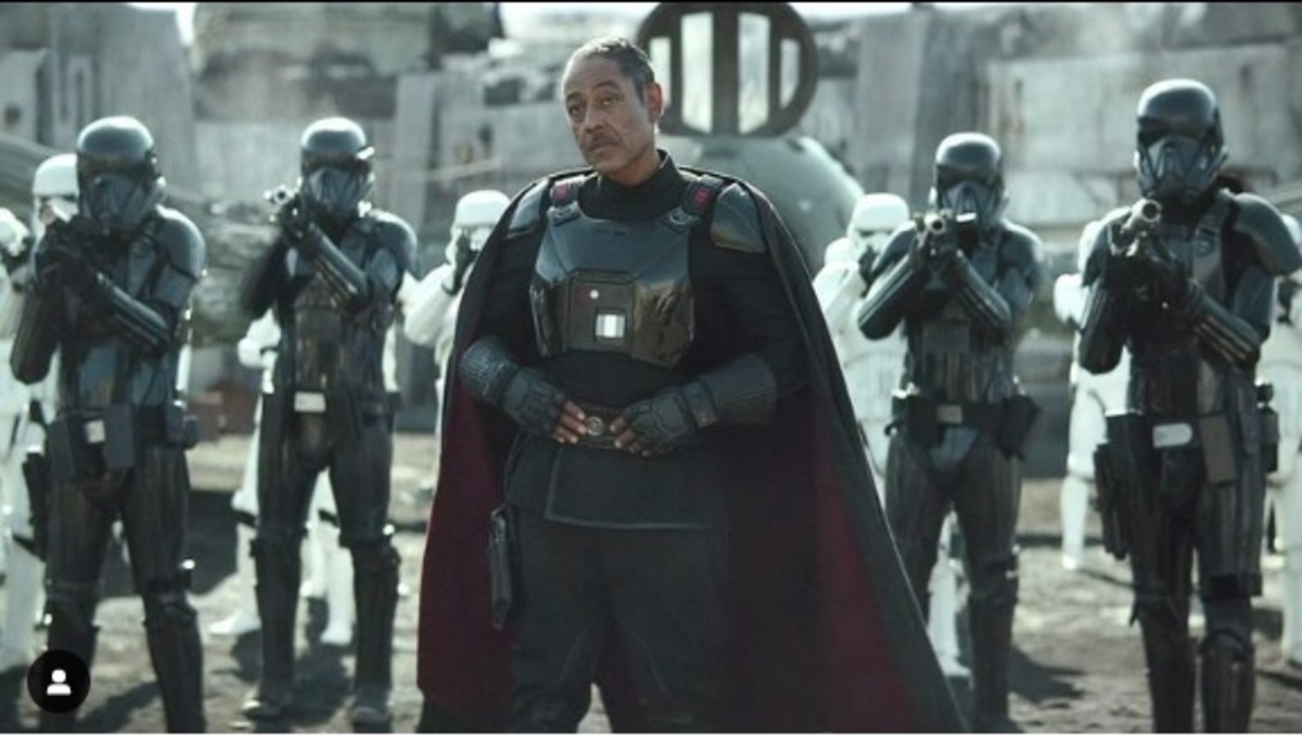 The Mandalorian: continua il successo della saga con protagonisti il combattente Mando e il piccolo Grogu The Mandalorian: continua il successo della saga con protagonisti il combattente Mando e il piccolo Grogu