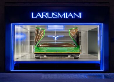 Larusmiani inaugura la “R/EVOLUTION 101”, nuovo concept