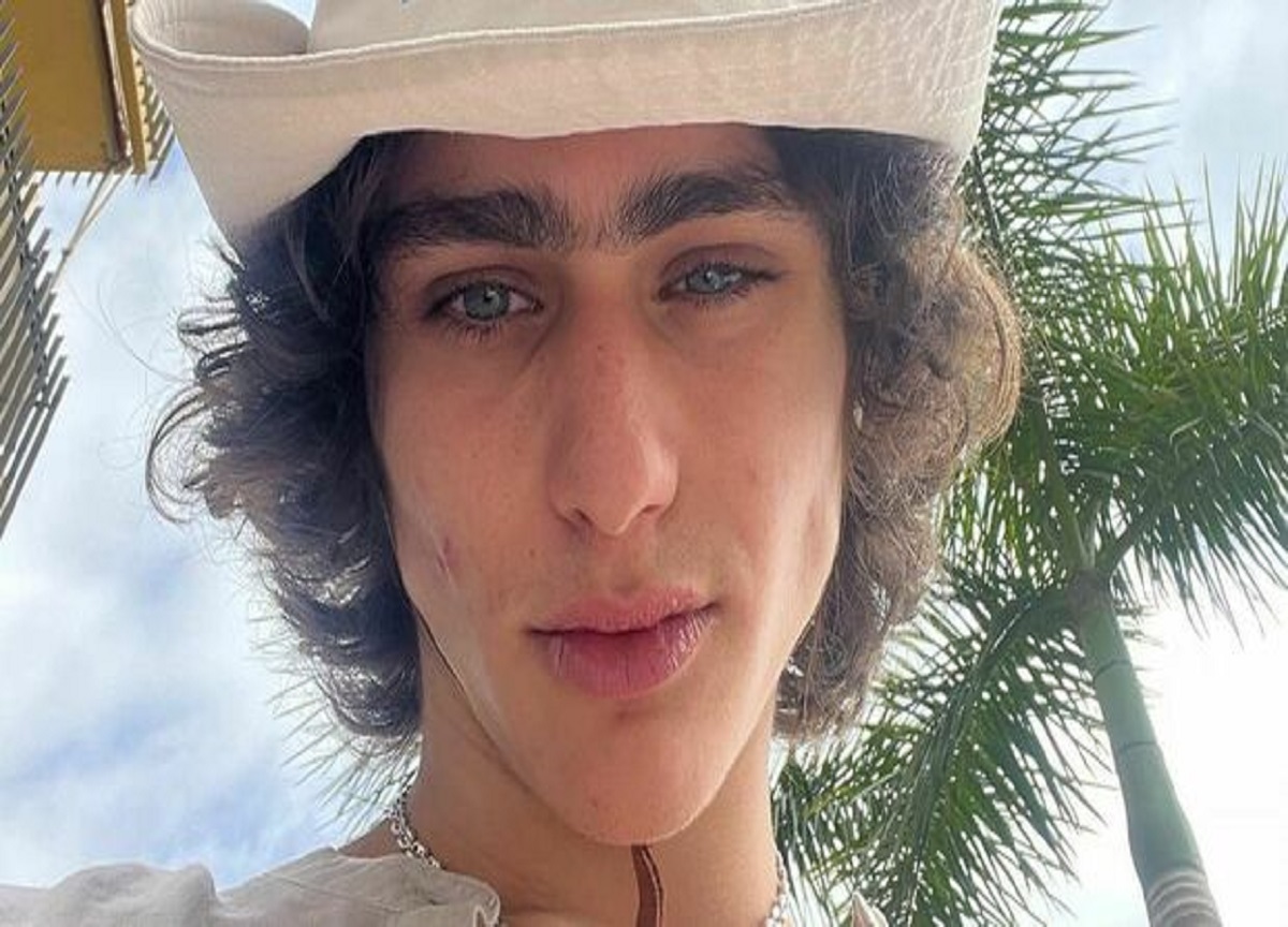 Denunciato il figlio di Costacurta: ha dato un pugno a un vigile Denunciato il figlio di Costacurta: ha dato un pugno a un vigile