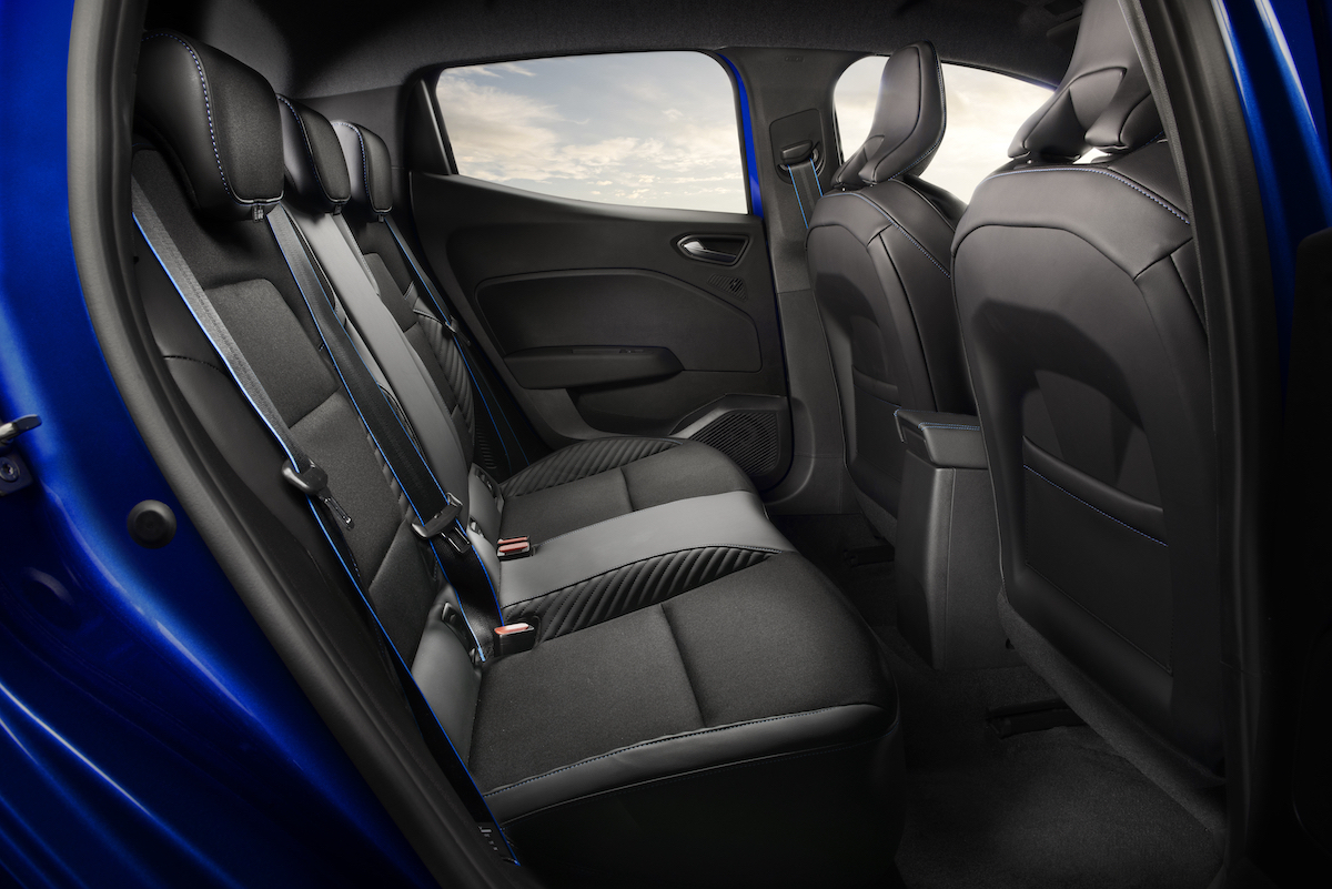 Renault accende i riflettori sulla nuova Clio E-Tech full hybrid