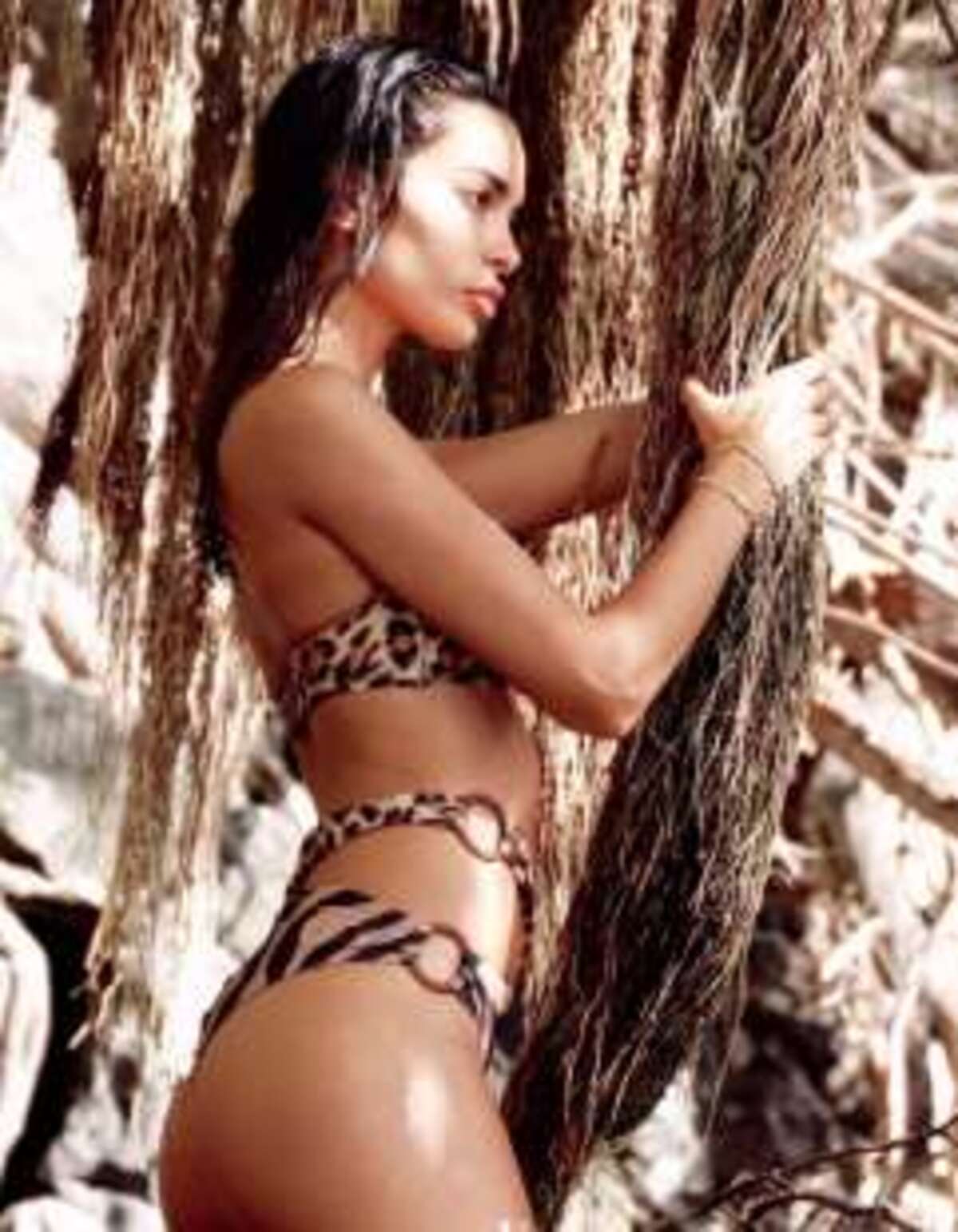 Joana Sanz dimentica il marito Dani Alves con la modella Sandra Tabarés Joana Sanz dimentica il marito Dani Alves con la modella Sandra Tabarés