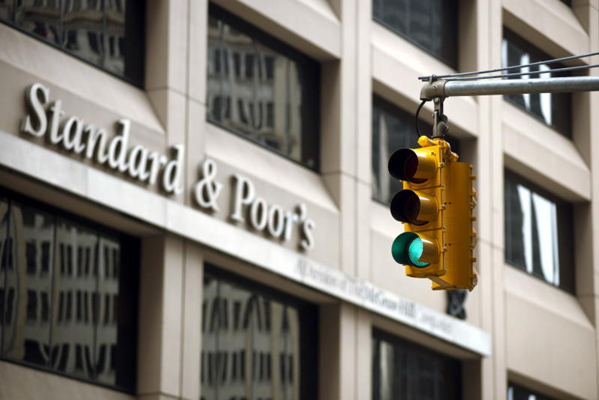 S&P conferma rating e outlook dell’Italia: “Governo Meloni prudente”