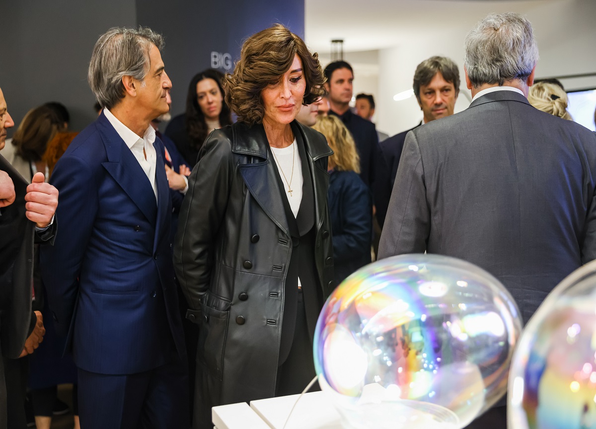 Salone del Mobile: 300mila visitatori, +15%. Porro: “Abbiamo riacceso Milano” Salone del Mobile: 300mila visitatori, +15%. Porro: “Abbiamo riacceso Milano”