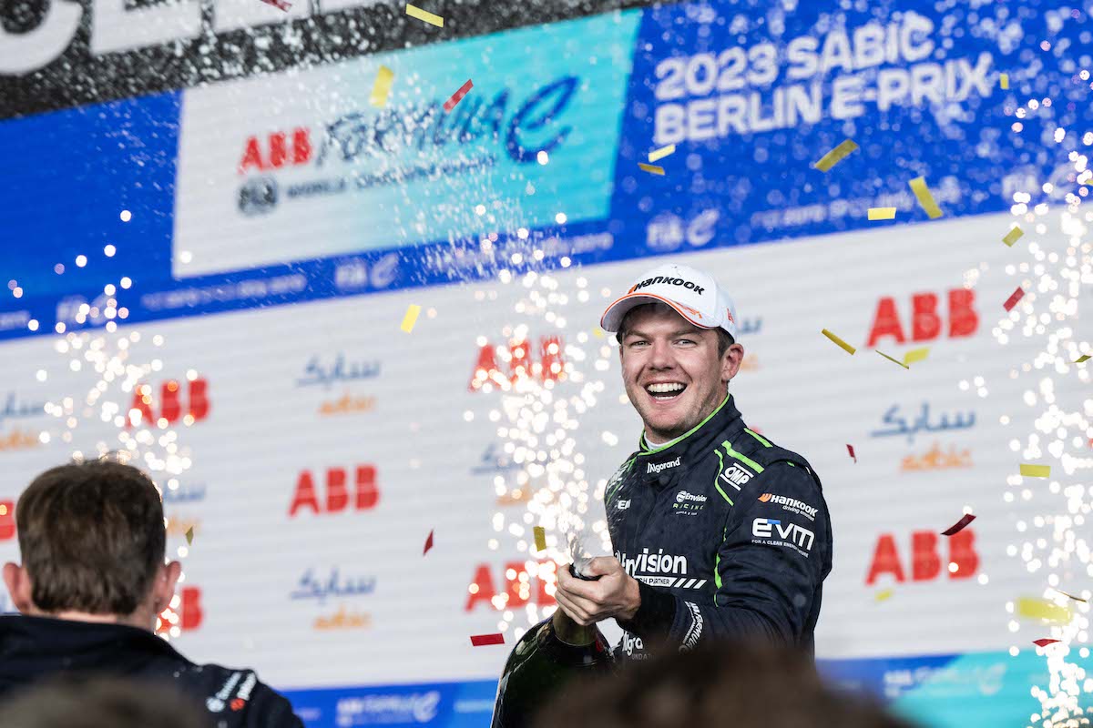 Formula E: Nick Cassidy vince la seconda gara di Berlino