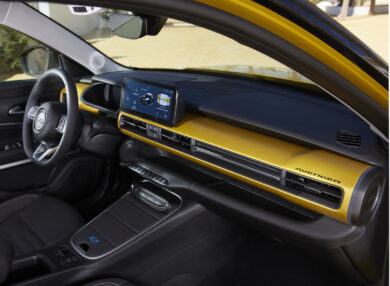 Jeep Avenger aggiudicata il titolo di “Best Small Car” agli “Autocar Awards”