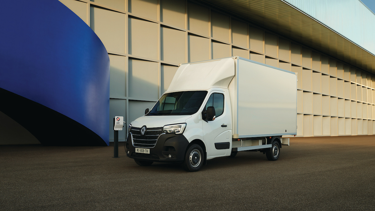 Renault Pro + al fianco degli operatori professionali Renault Pro + al fianco degli operatori professionali