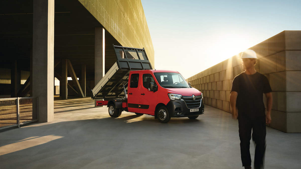 Renault Pro + al fianco degli operatori professionali Renault Pro + al fianco degli operatori professionali