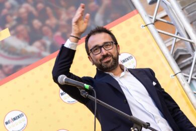 Bonafede torna in politica: eletto nel Consiglio della magistratura dal Cdx