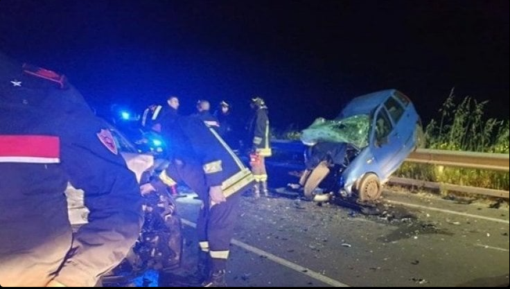 Puglia, dopo Bitonto, scontro a Ginosa. Incidente fatale per altri tre giovani Puglia, dopo Bitonto, scontro a Ginosa. Incidente fatale per altri tre giovani
