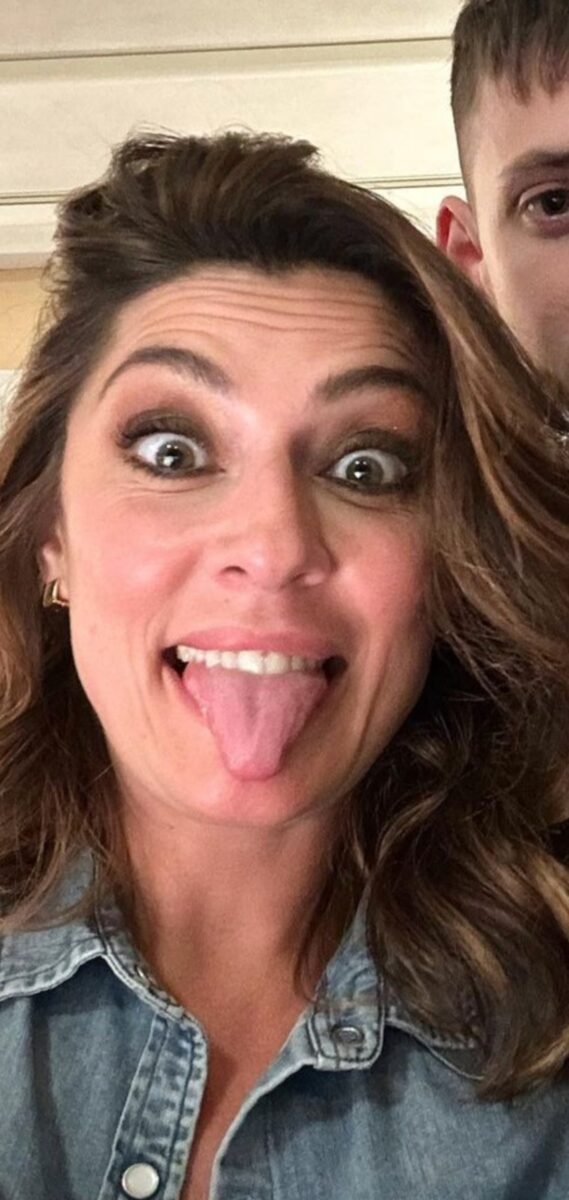Elisa Isoardi, allenamento duro e fisico mozzafiato. Le foto piccanti della conduttrice Rai