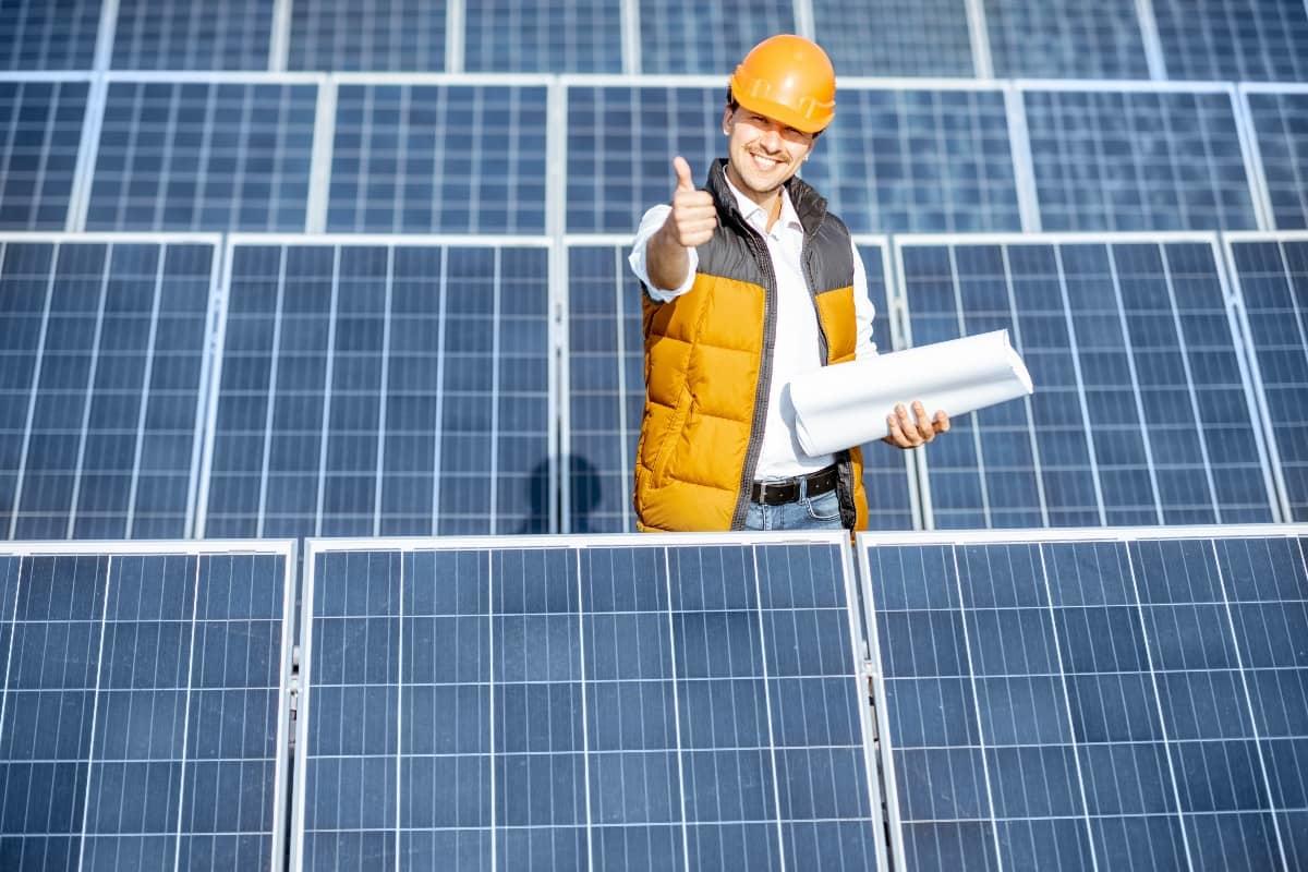 Il Tar sbugiarda la soprintendenza. “Sì al fotovoltaico nei borghi antichi” Il Tar sbugiarda la soprintendenza. “Sì al fotovoltaico nei borghi antichi”