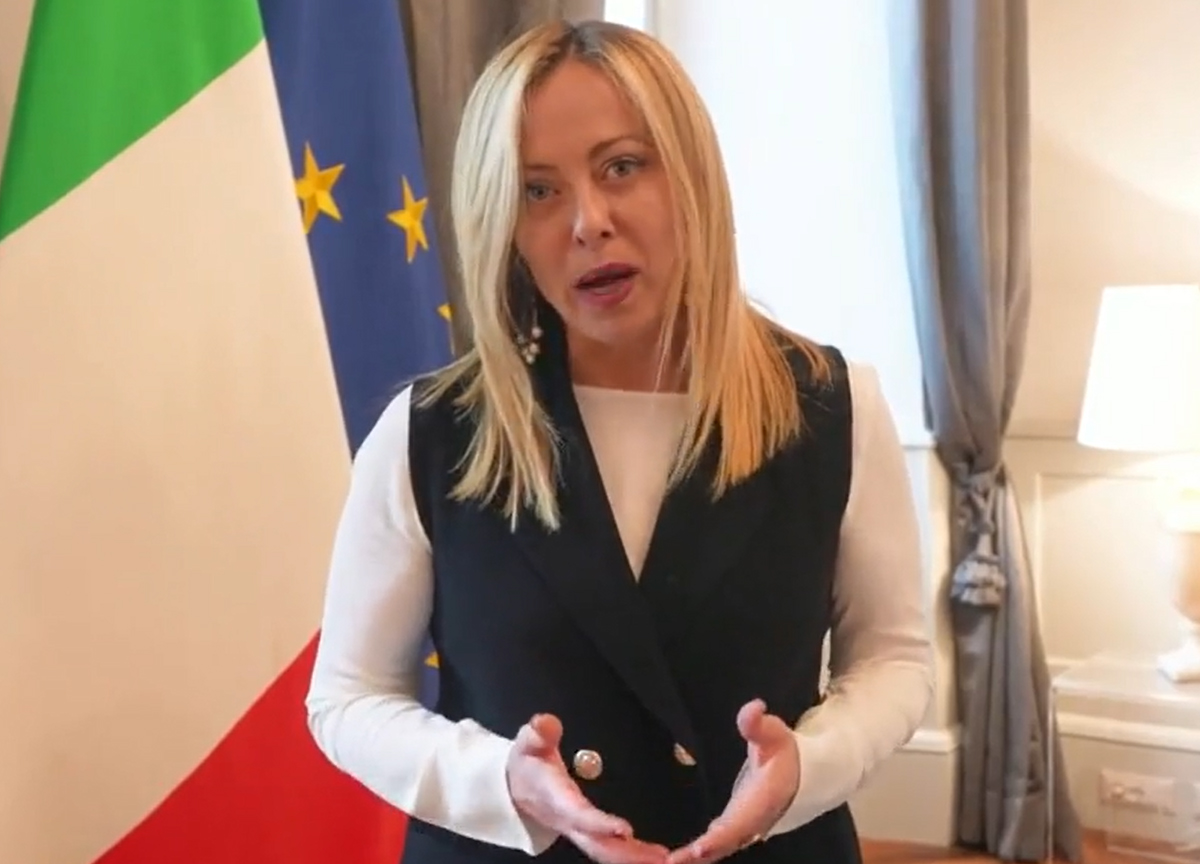 Klaus Davi: “Il video di Meloni sul Dl lavoro? Donna sola al comando”