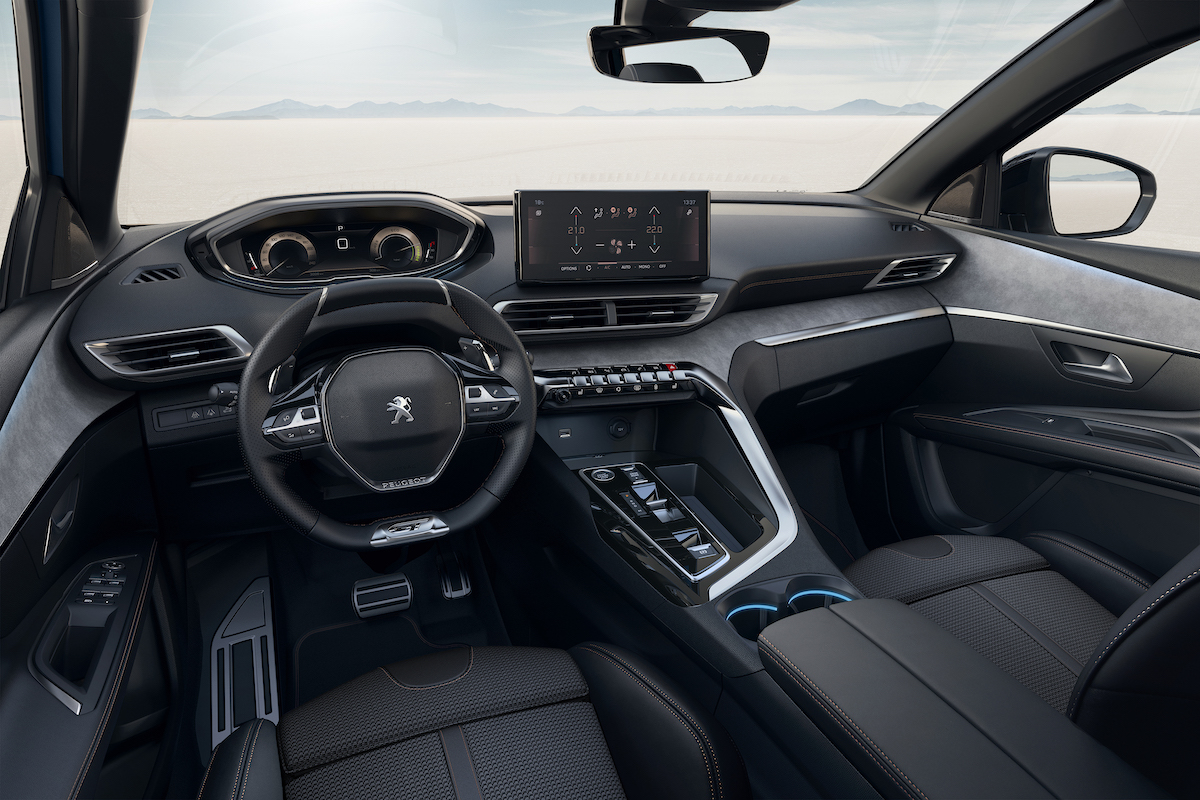 Peugeot, ordinabili in Italia le nuove 3008 & 5008 Hybrid 136 e-DCS6 Peugeot, ordinabili in Italia le nuove 3008 & 5008 Hybrid 136 e-DCS6