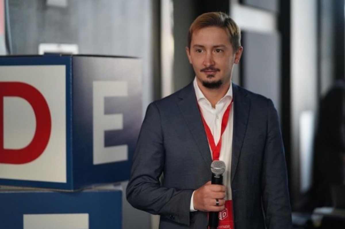 Meloni e il video da film a Chigi: anche la premier adesso ha la sua “Bestia” Meloni e il video da film a Chigi: anche la premier adesso ha la sua “Bestia”