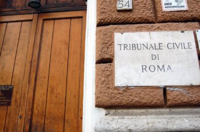 Roma, anche il bar del Tribunale Civile “dimentica” di fare gli scontrini