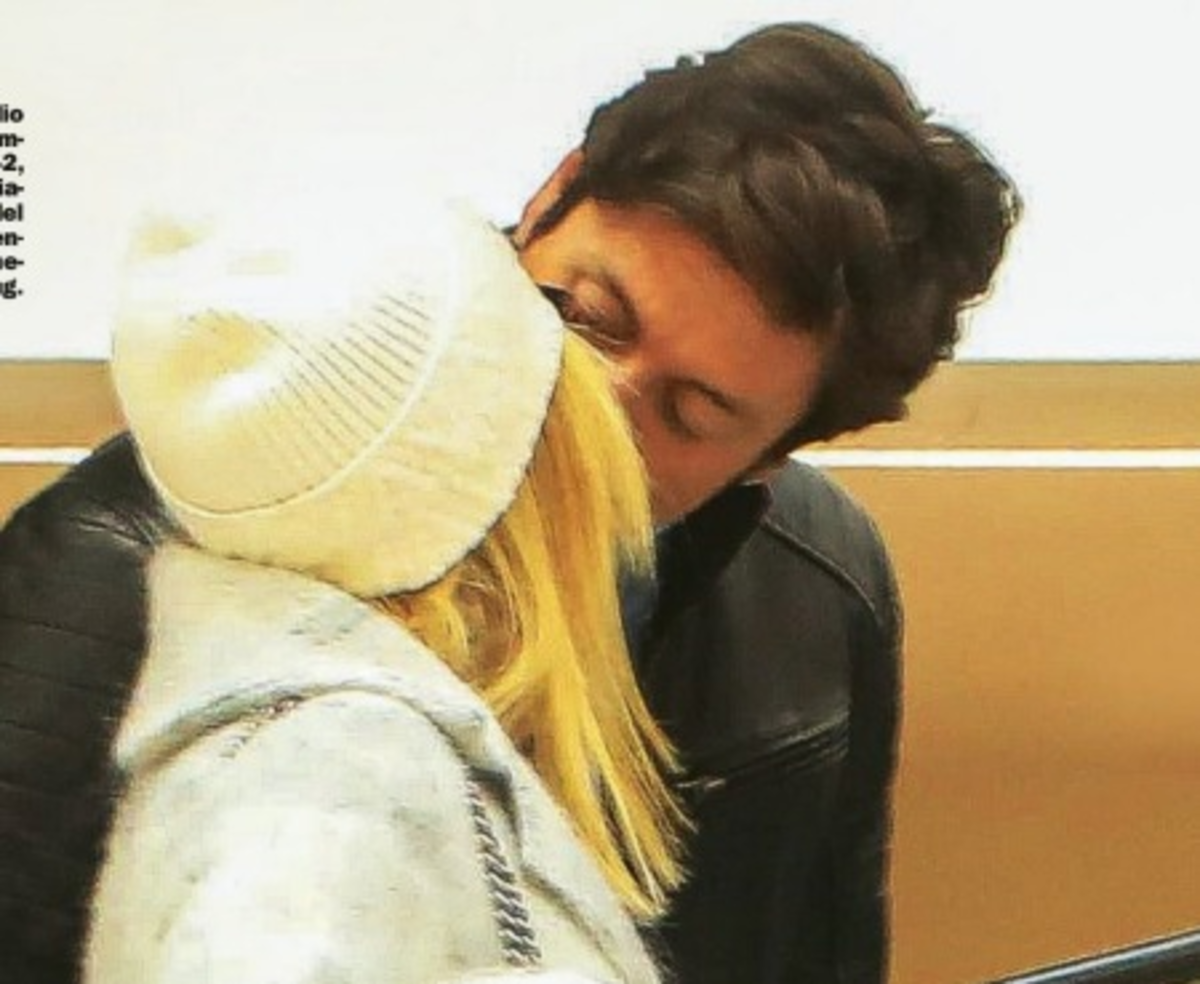 Giambruno su Giorgia: “Il video spacca. Stare con lei? Certo, ho dei vantaggi”