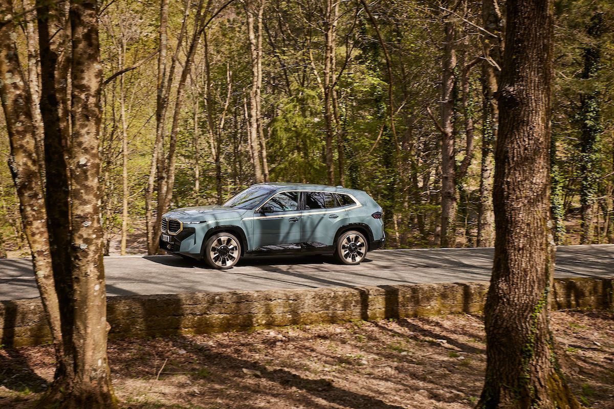 Nuova BMW XM, alte prestazioni e trazione elettrificata