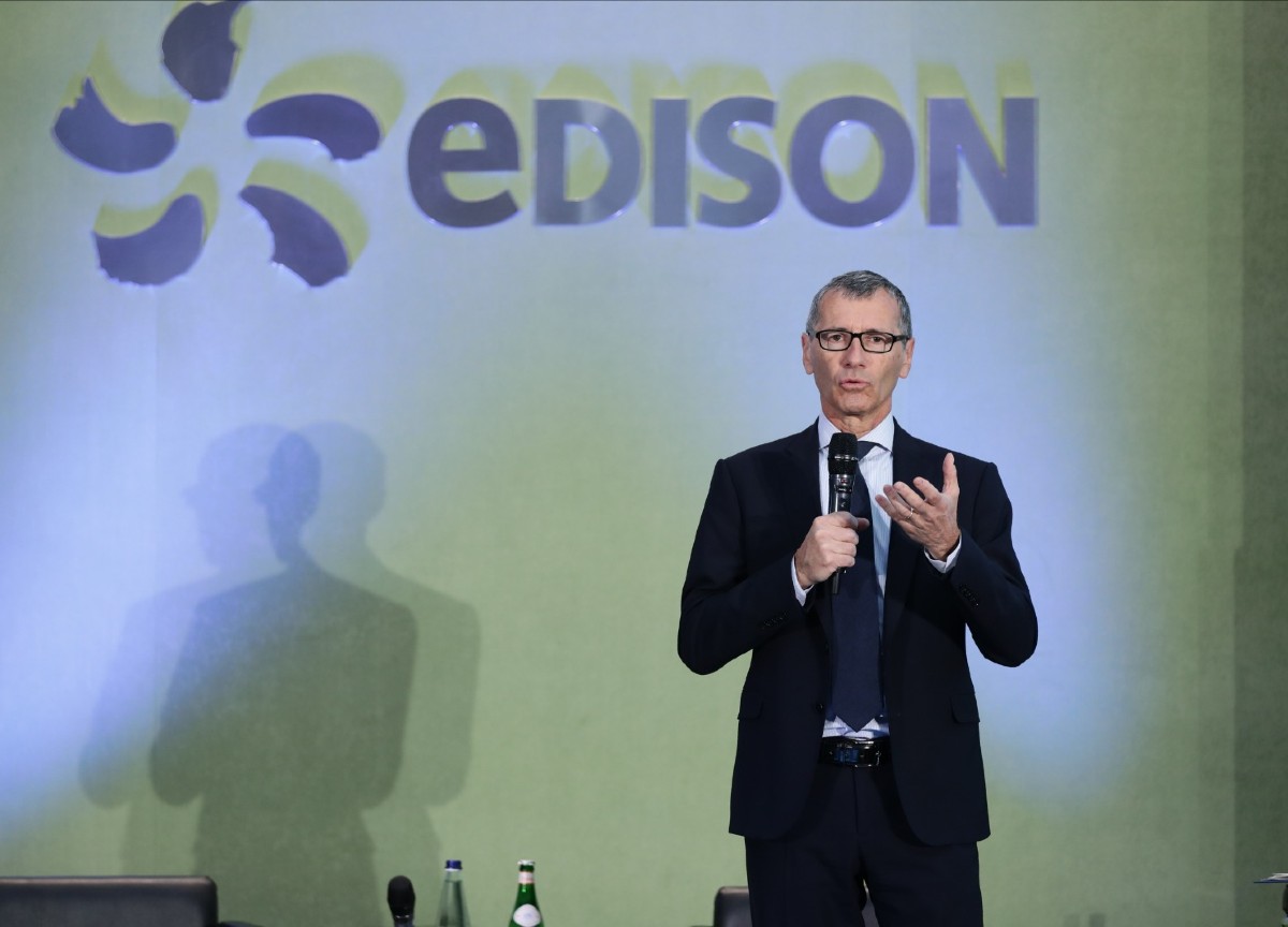 Edison fa il pieno di profitti: ricavi a 6,1 mld, utile in crescita a 288 mln Edison fa il pieno di profitti: ricavi a 6,1 mld, utile in crescita a 288 mln
