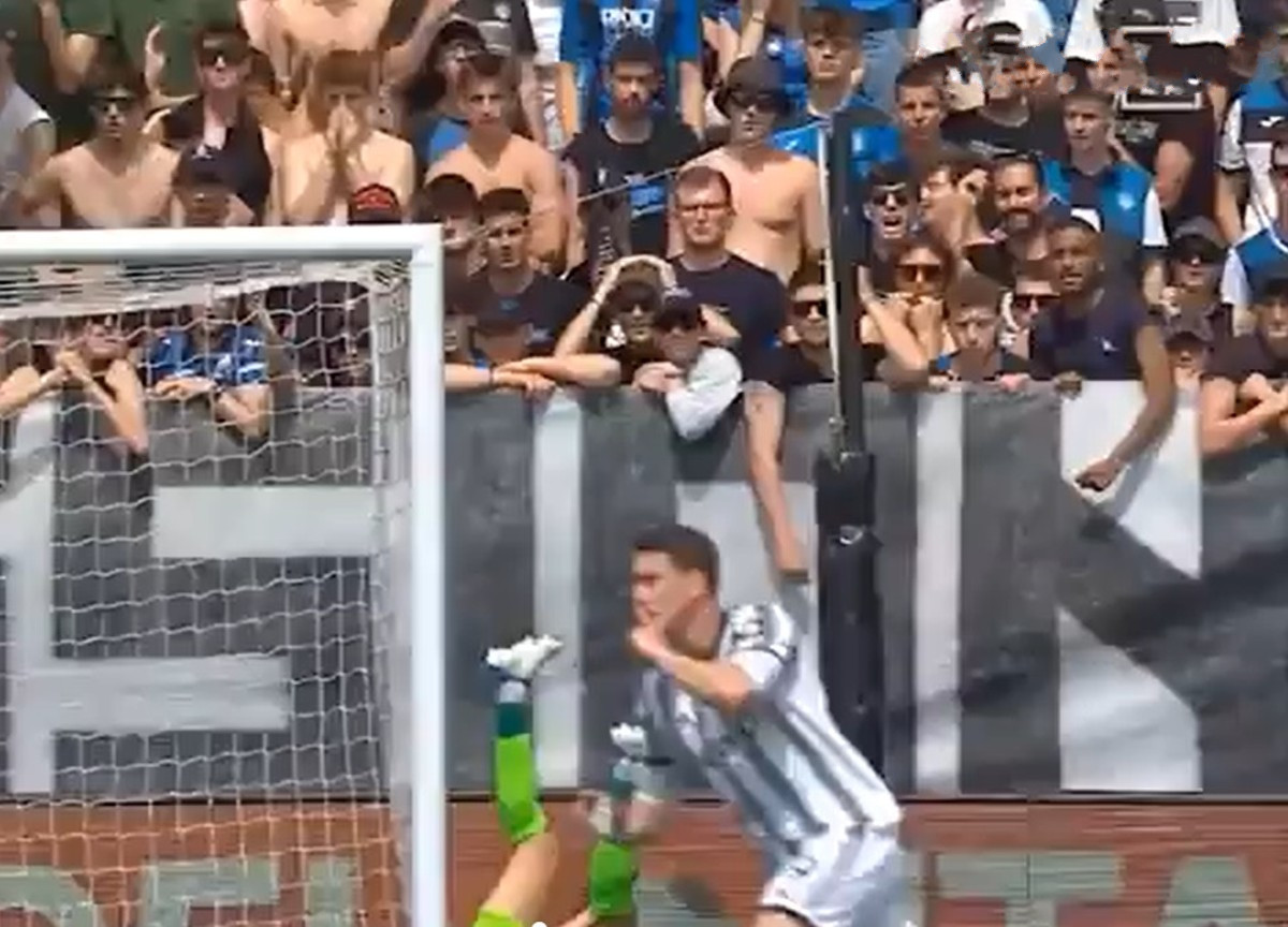 Atalanta-Juve, insulti razzisti a Vlahovic: esultanza rabbiosa dopo il goal