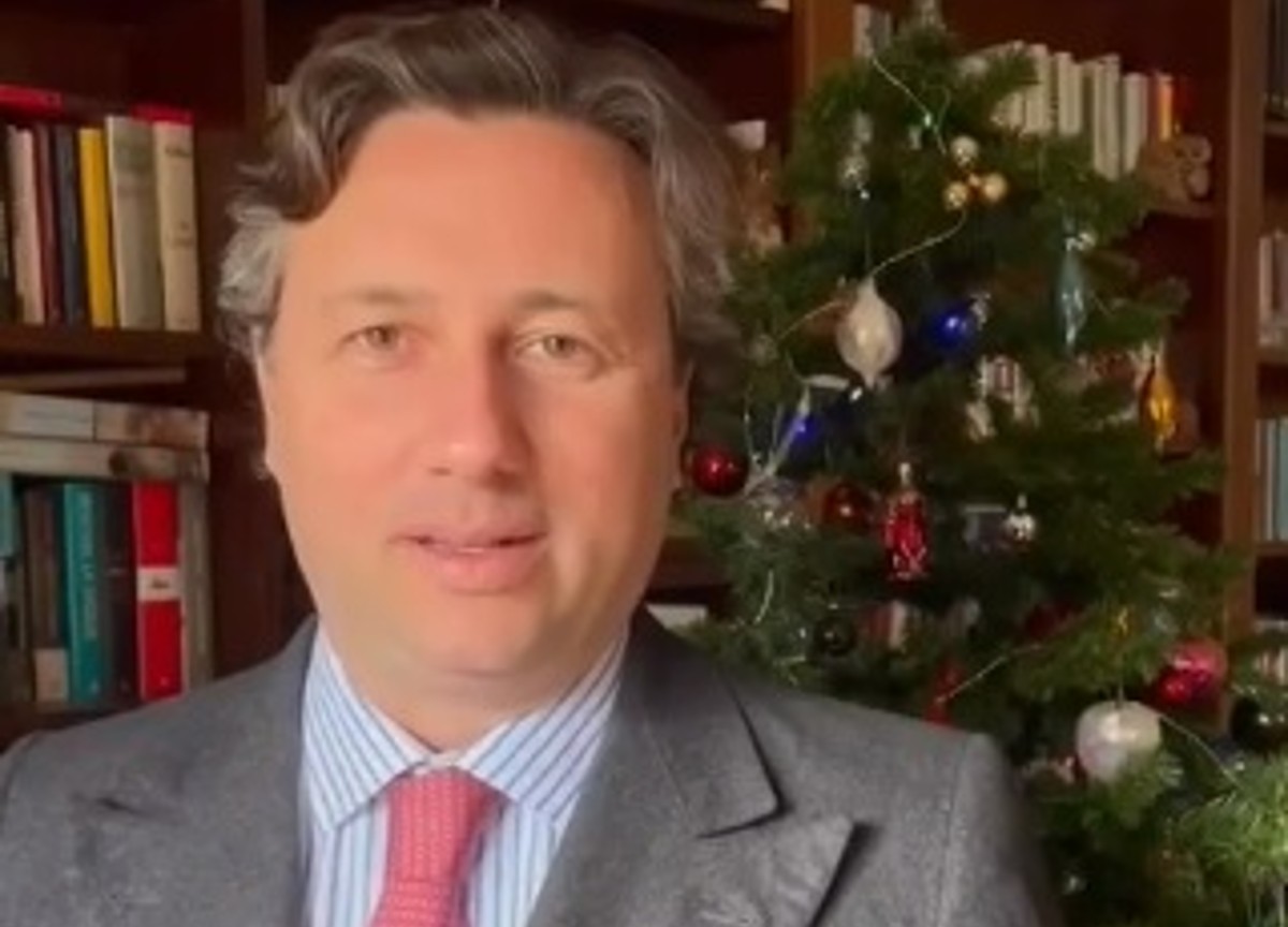 Raffaello Follieri punta la Roma: il “re dei metalli” si (ri) butta nel calcio Raffaello Follieri punta la Roma: il “re dei metalli” si (ri) butta nel calcio