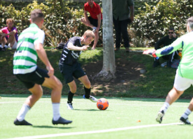 Roma, bombe carta agli avversari: la “partitella” amatoriale finisce male