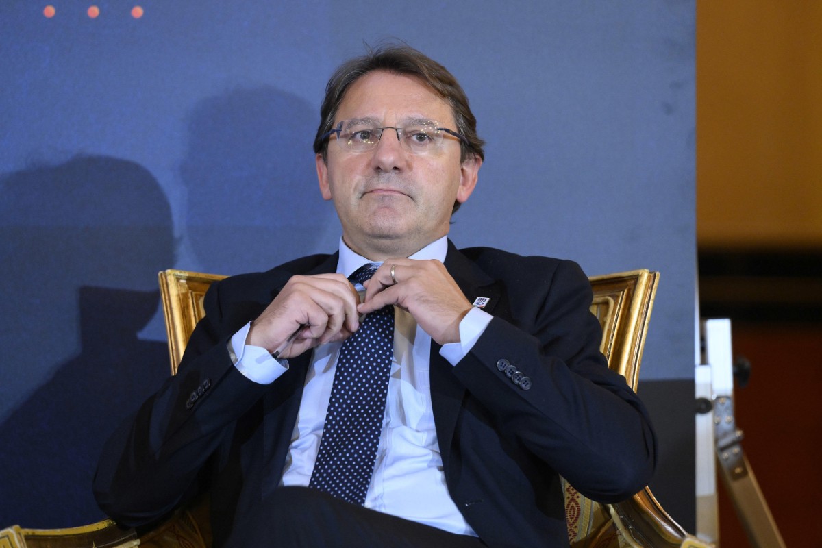 Inps, l’ultima mossa di Tridico: aumenti e promozioni d’oro ai suoi dirigenti Inps, l’ultima mossa di Tridico: aumenti e promozioni d’oro ai suoi dirigenti