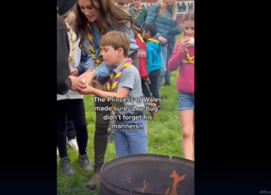 Il principino Louis si prende la scena: la merenda con le smorfie è virale