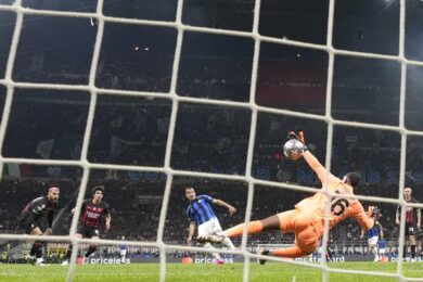 Dzeko-Mkhitaryan, l’Inter affonda il Milan: finale di Champions a un passo