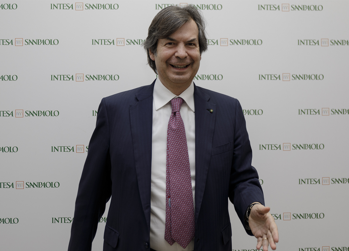 Banche italiane: 6mld di utili in 3 mesi. Meloni valuta tassa su extraprofitti