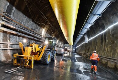 Tav Torino-Lione, Parigi rinvia la sua tratta al 2043: “Troppo cara”