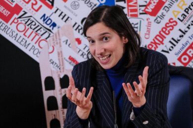 Pd, Schlein: “Riforme? Faremo le barricate. Senza noi Meloni non ha i numeri”