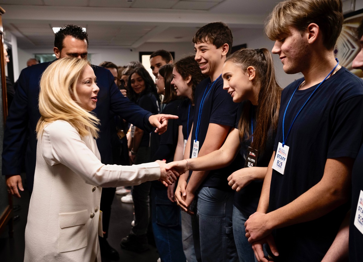 Natalità, asse tra Meloni e il Papa: “Famiglia? Soluzione, non problema” Natalità, asse tra Meloni e il Papa: “Famiglia? Soluzione, non problema”