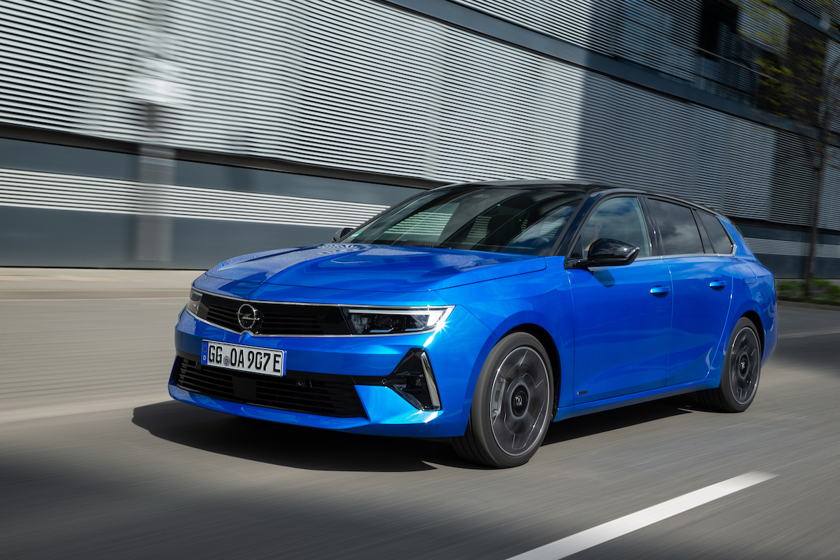 Opel punta sull’elettrificazione della sua gamma Opel punta sull’elettrificazione della sua gamma