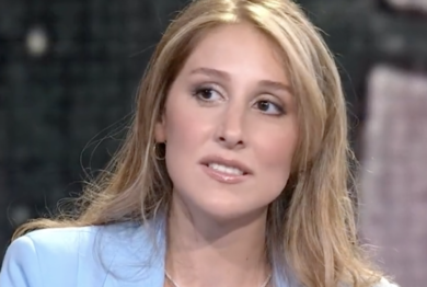 Che tempo che fa, ospiti e anticipazioni di stasera. La misteriosa scrittrice Erin Doom rivela la sua identità da Fazio