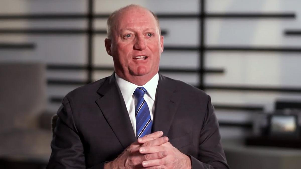 Warren Buffett incorona il suo erede: Greg Abel è il nuovo oracolo di Omaha