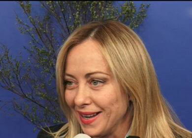 Meloni al Consiglio d’Europa: “Diritto internazionale a rischio”. VIDEO