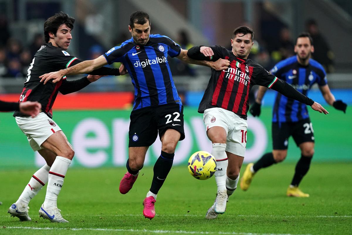 Inter-Milan dove vederla: Canale 5 o TV8? Sky o Prime Video? FORMAZIONI Inter-Milan dove vederla: Canale 5 o TV8? Sky o Prime Video? FORMAZIONI