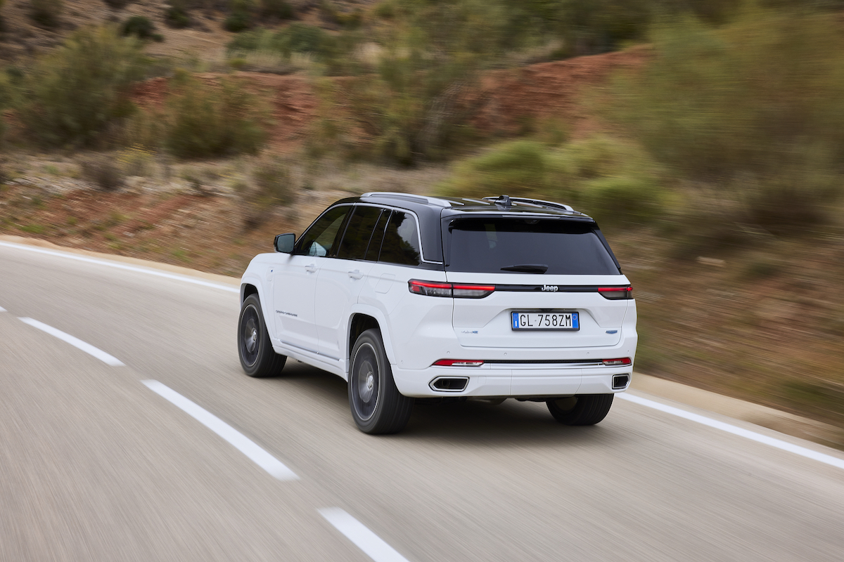 Nuova Jeep Grand Cherokee, libertà e sostenibilità Nuova Jeep Grand Cherokee, libertà e sostenibilità