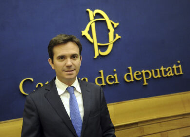 Forza Italia, scontro in Lombardia. Cattaneo porta Sorte davanti ai probiviri