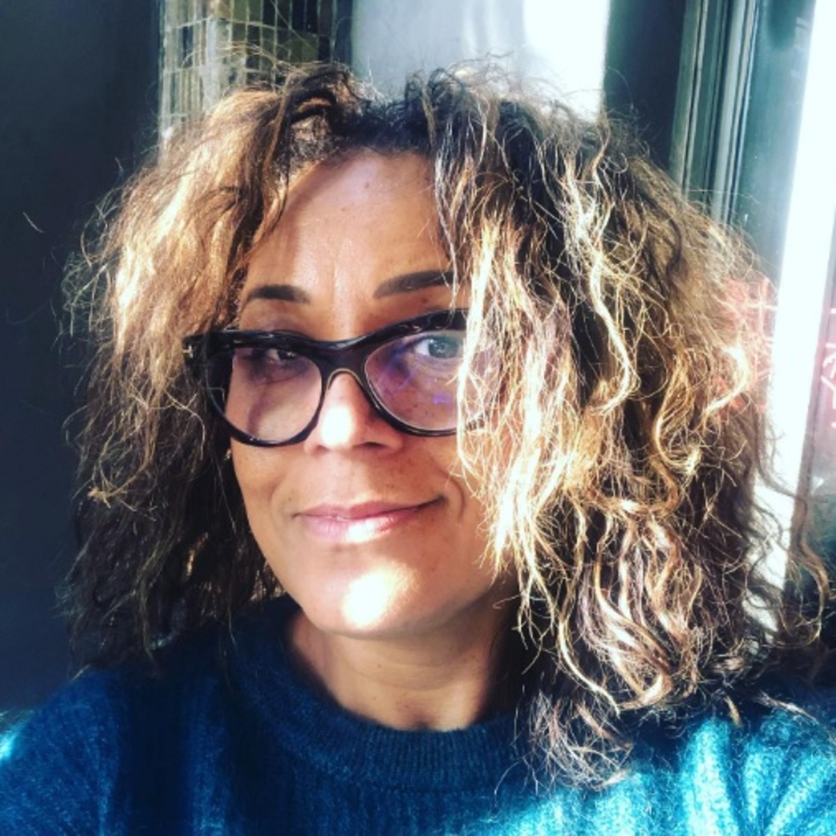 Venezia, visto negato ai collaboratori africani di Lesley Lokko: caso politico Venezia, visto negato ai collaboratori africani di Lesley Lokko: caso politico