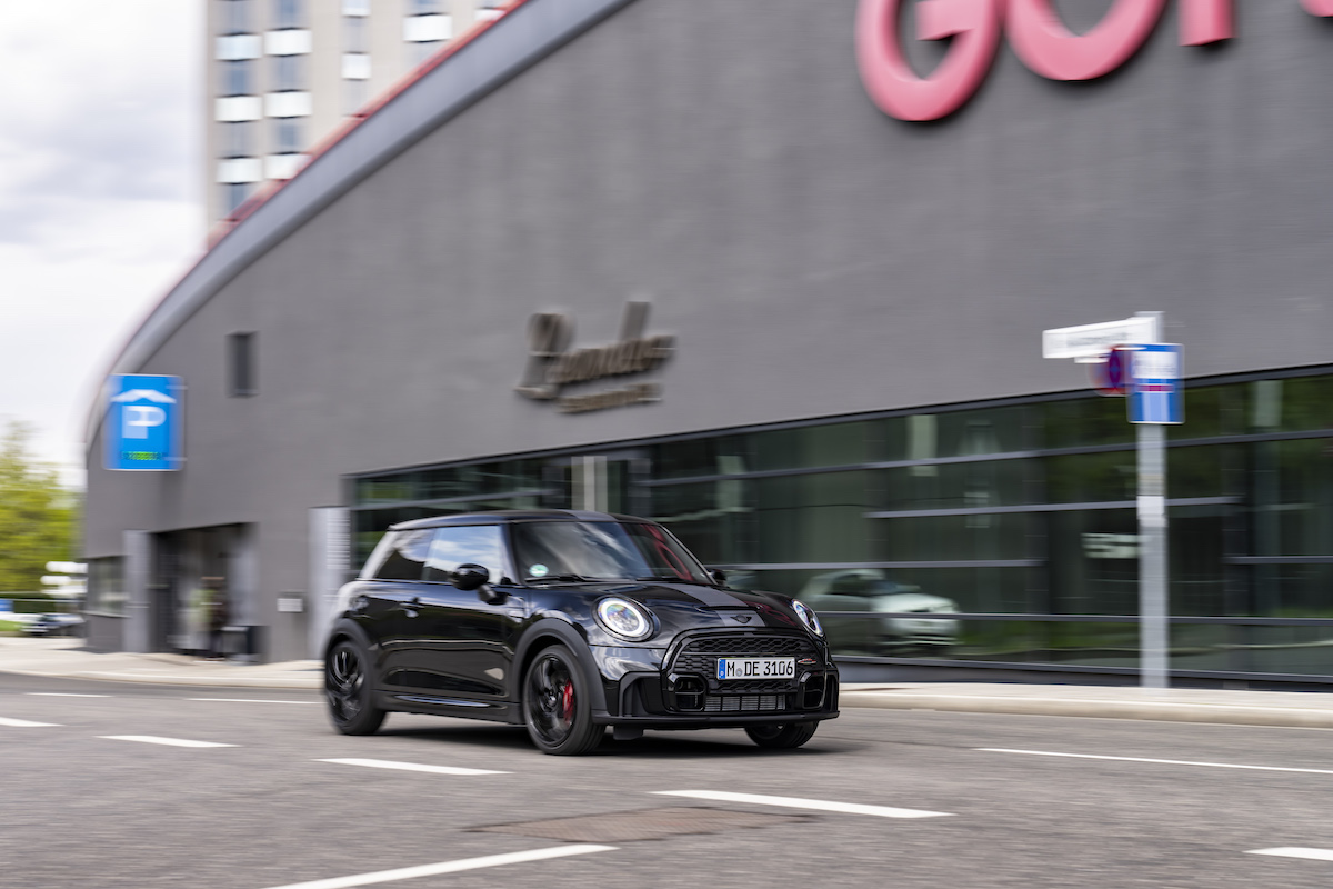 MINI accende i riflettori sulla John Cooper Works nell’edizione limitata 1to6 MINI accende i riflettori sulla John Cooper Works nell’edizione limitata 1to6