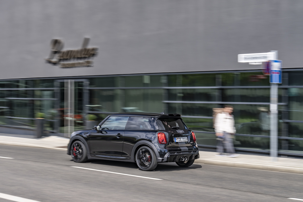MINI accende i riflettori sulla John Cooper Works nell’edizione limitata 1to6 MINI accende i riflettori sulla John Cooper Works nell’edizione limitata 1to6