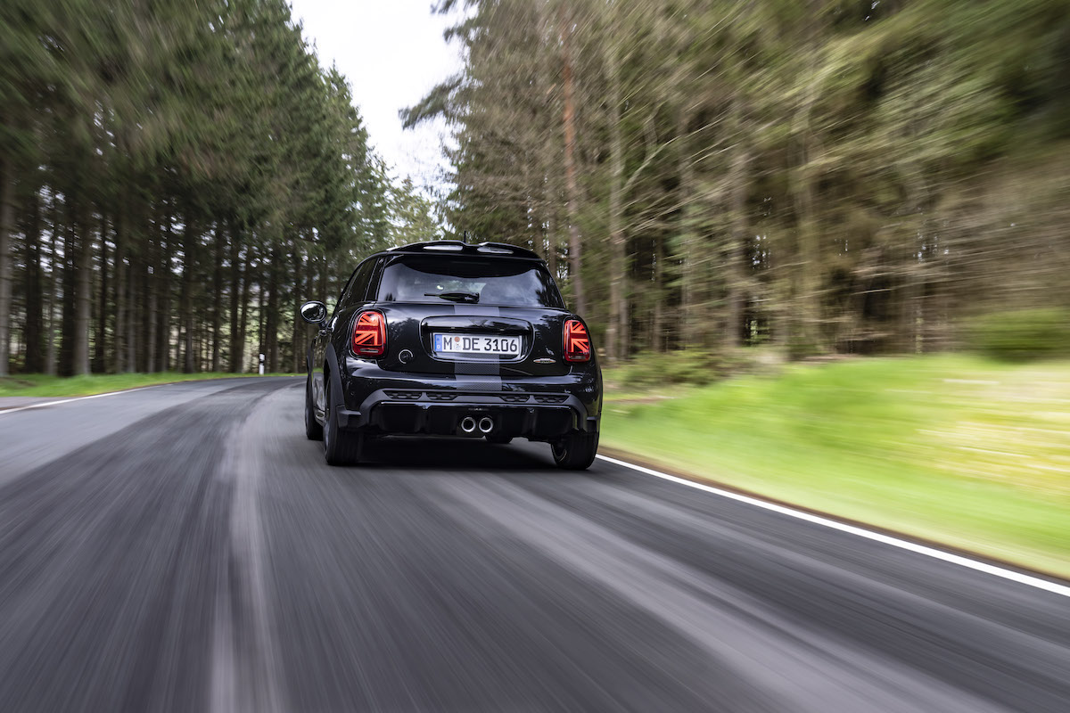 MINI accende i riflettori sulla John Cooper Works nell’edizione limitata 1to6 MINI accende i riflettori sulla John Cooper Works nell’edizione limitata 1to6