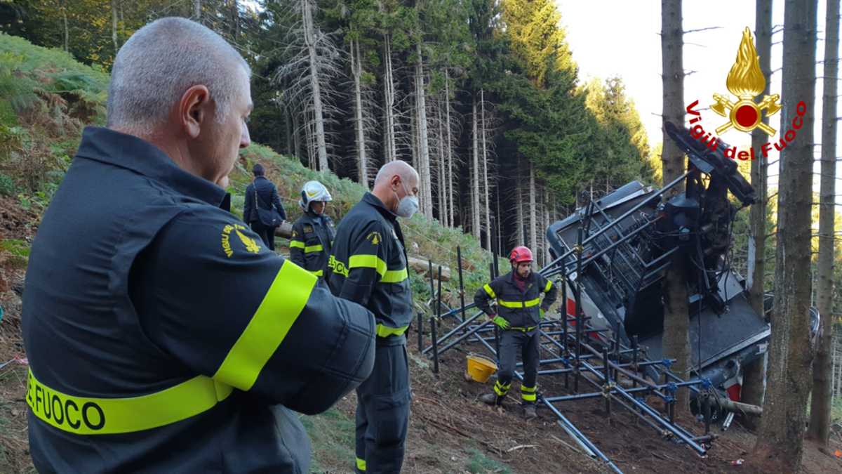 Mottarone, chiesti 8 rinvii a giudizio. “Omissioni gravi, giustizia per Eitan” Mottarone, chiesti 8 rinvii a giudizio. “Omissioni gravi, giustizia per Eitan”